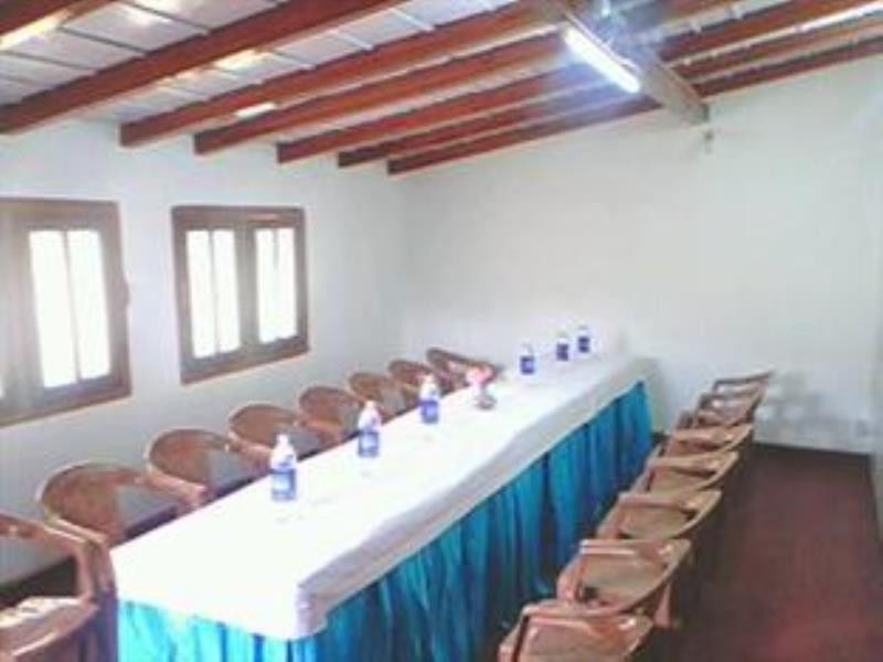 Hotel New Bharat Bhīm Tāl Exterior foto
