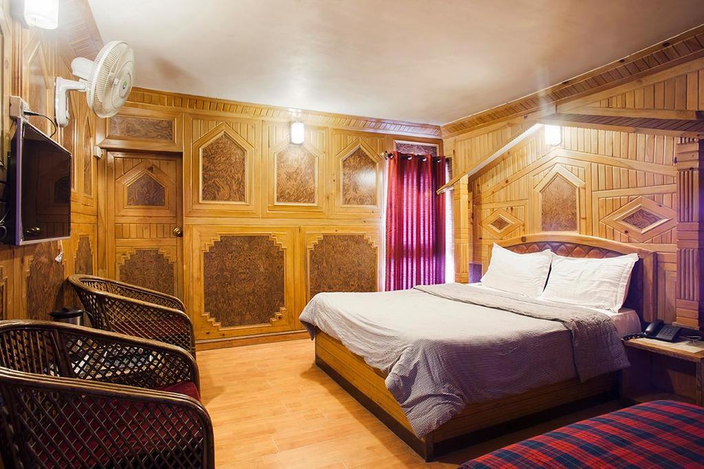 Hotel New Bharat Bhīm Tāl Exterior foto